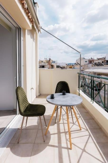 Adorable Sunny Studio With Private Balcony I Athens Exterior photo