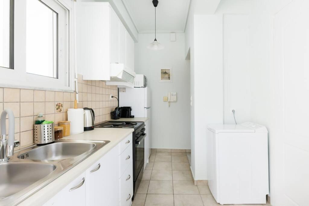 Adorable Sunny Studio With Private Balcony I Athens Exterior photo